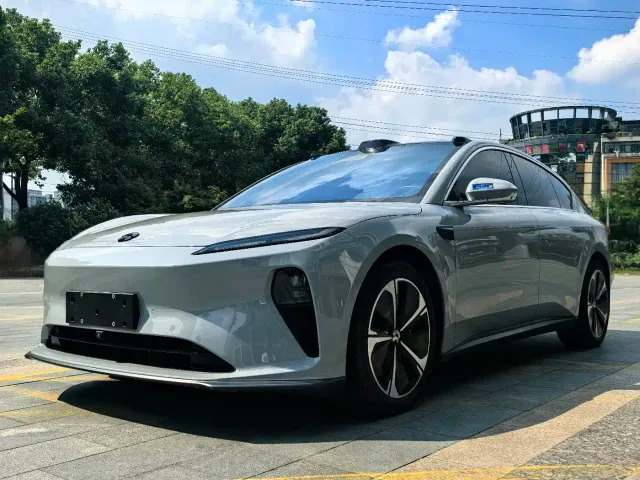 Фотография автомобиля — Nio ET5 Touring