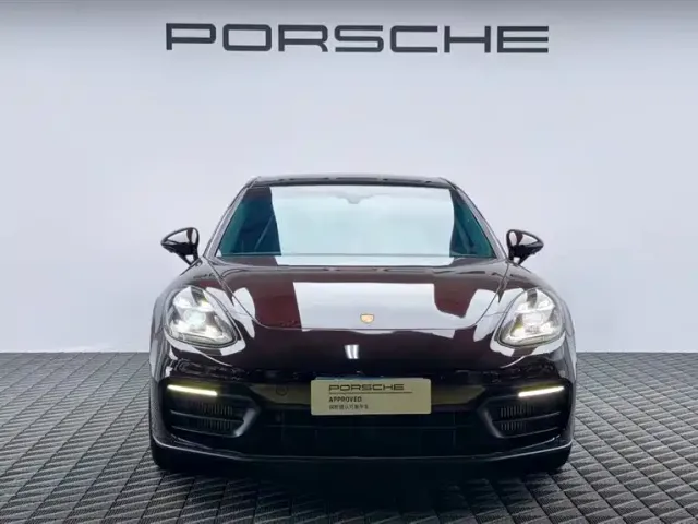 Porsche Panamera — Фото автомобиля 2