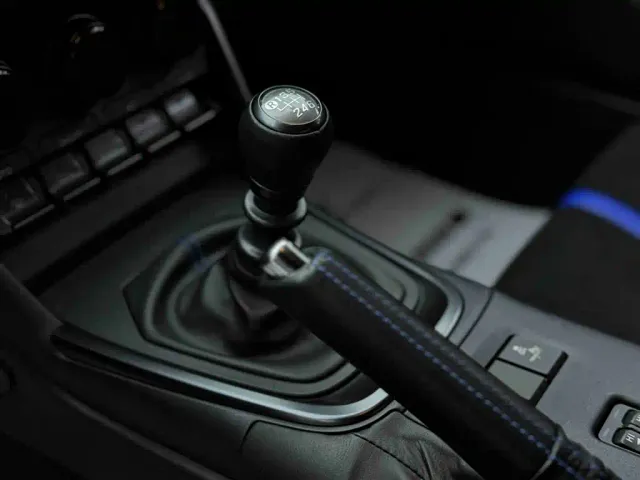 Subaru BRZ — Фото автомобиля 11