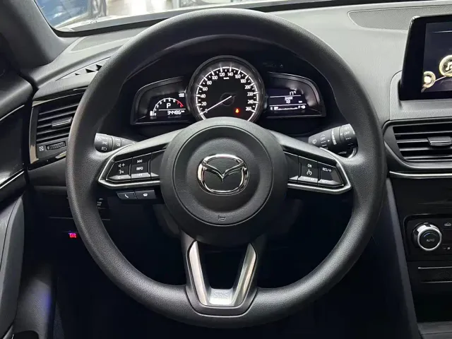 Mazda CX-4 — Фото автомобиля 9