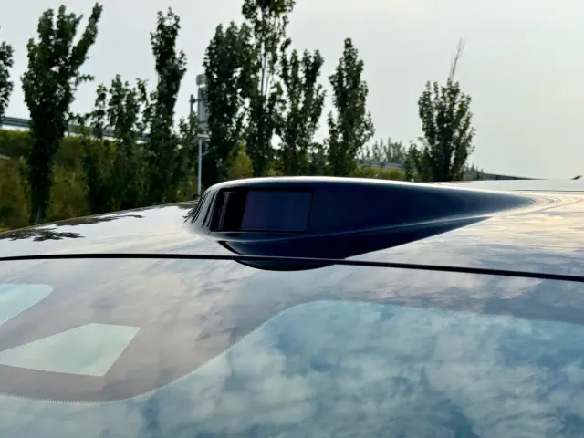 IM Motors LS6 — Фото автомобиля 13