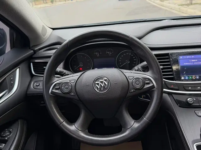 Buick LaCrosse — Фото автомобиля 14