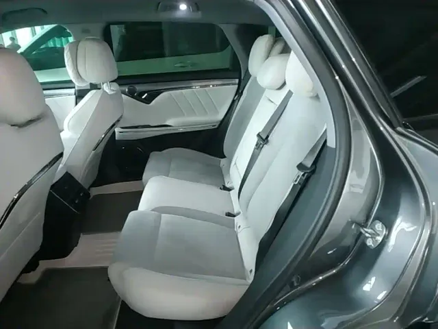 Voyah Auto VOYAH FREE 2025 318 318km RWD Touring Edition — Фото автомобиля 16