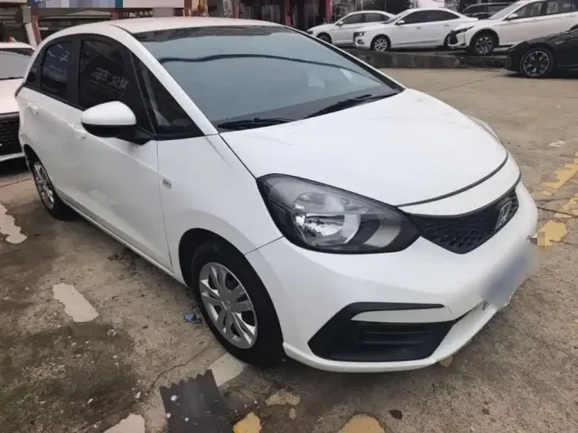 Honda Fit 2021 1.5L CVT Trend Edition — Фото автомобиля 3