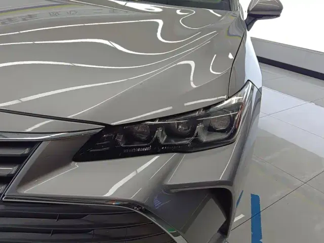 Toyota Avalon — Фото автомобиля 5