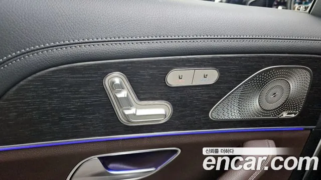Mercedes-Benz GLS-Class — Фото автомобиля 17