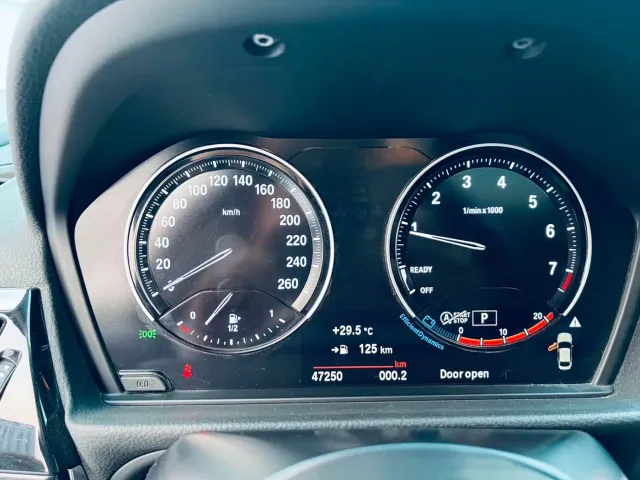 BMW 1 Series — Фото автомобиля 9