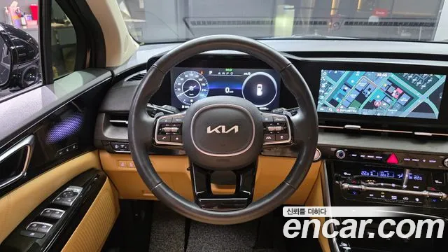 Kia Carnival Generation 4 — Фото автомобиля 18