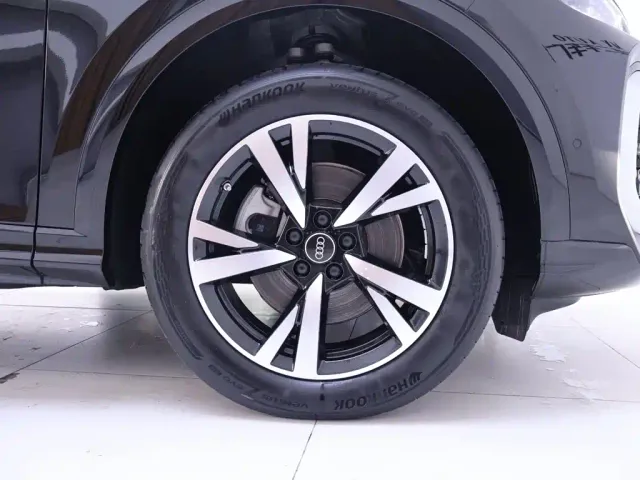 Audi Q5L — Фото автомобиля 6