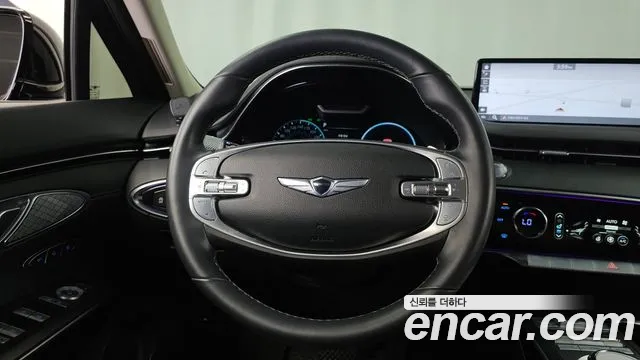 Genesis GV70 — Фото автомобиля 13