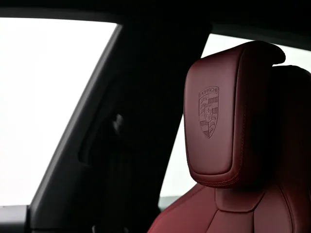 Porsche Macan EV — Фото автомобиля 5