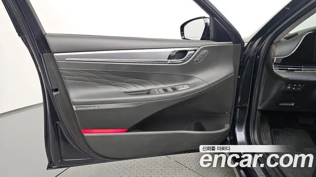 Hyundai Grandeur Новый Grandeur IG — Фото автомобиля 16
