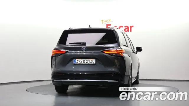 Toyota Sienna 4th Gen — Фото автомобиля 4