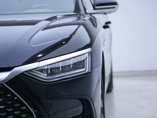 BYD Han — Фото автомобиля 11