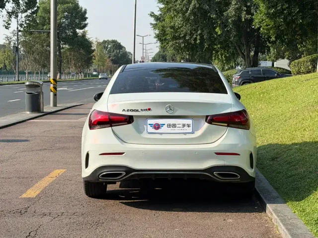 Mercedes-Benz A-Class — Фото автомобиля 5