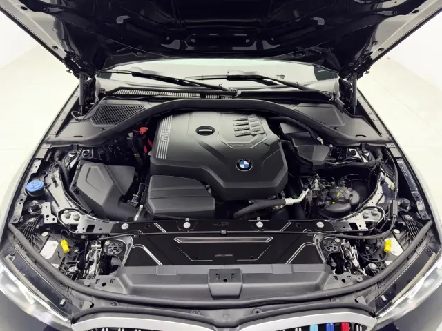 BMW 3 Series — Фото автомобиля 19
