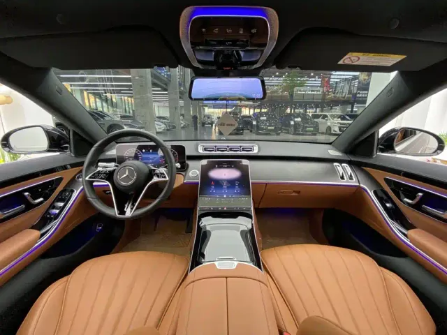 Mercedes-Benz S-Class — Фото автомобиля 26