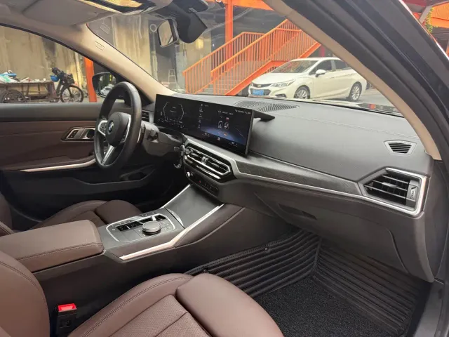 BMW 3 Series — Фото автомобиля 9