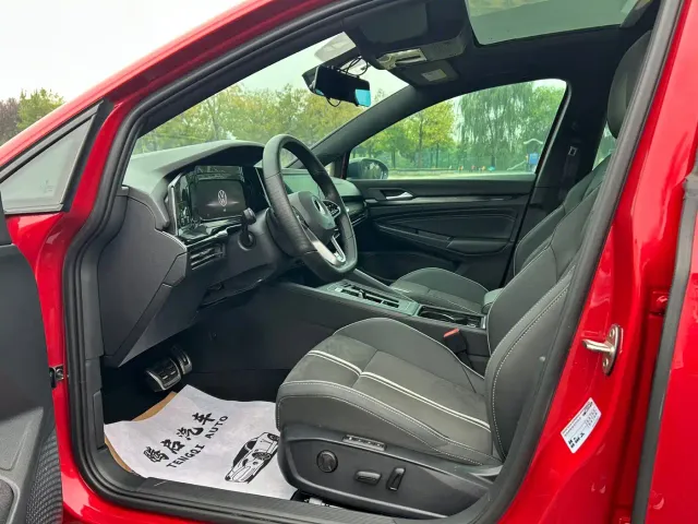 Volkswagen Golf 2023 Facelift 280TSI DSG R-Line Lite — Фото автомобиля 9