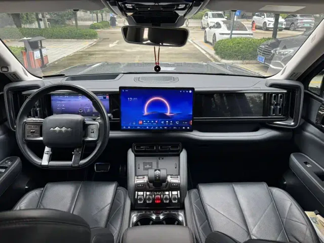 BYD FangChengBao Leopard 5 — Фото автомобиля 5