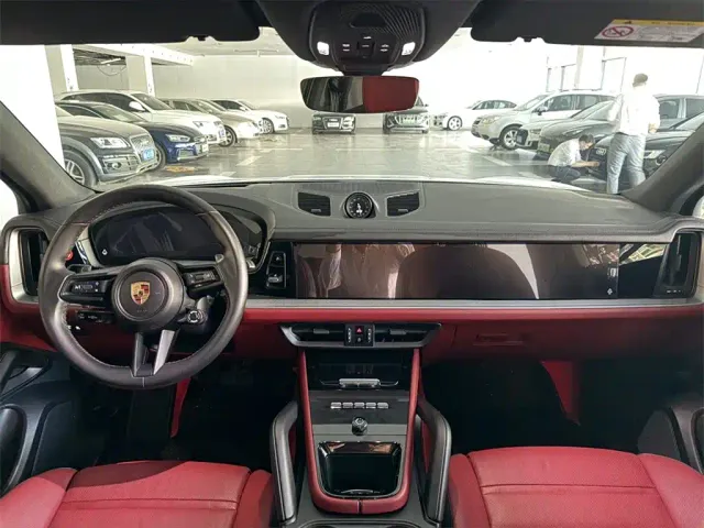Porsche Cayenne New Energy 2024 Cayenne E-Hybrid 2.0T — Фото автомобиля 6