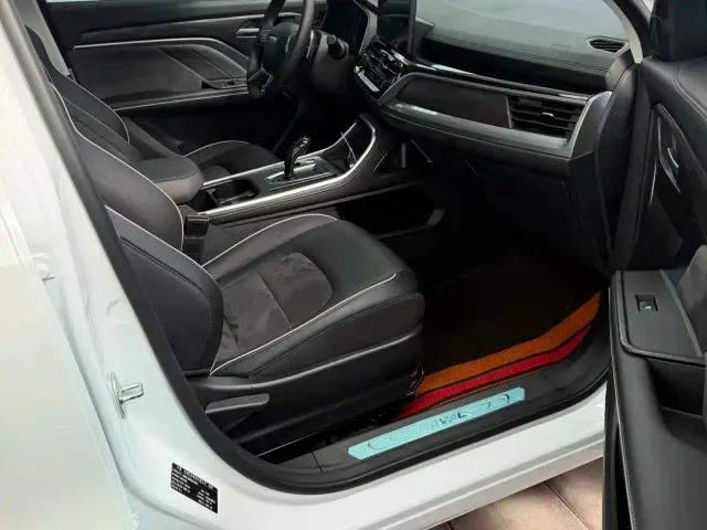 Haval H6 — Фото автомобиля 14