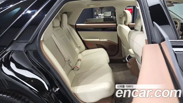 Hyundai Grandeur GN7 — Фото автомобиля 17