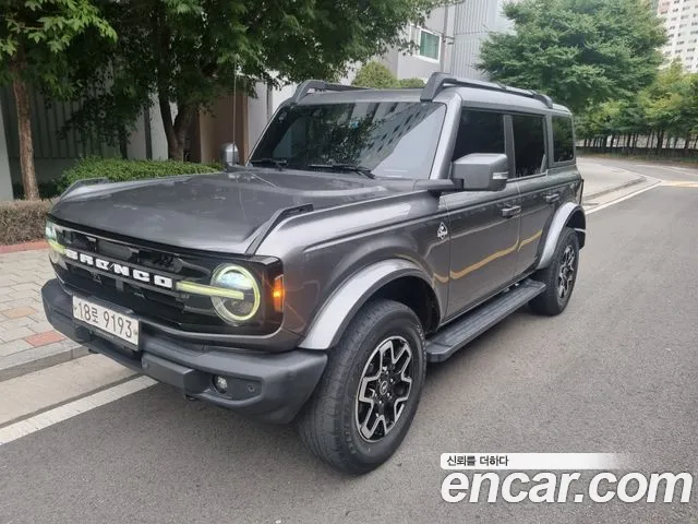 Ford Bronco 6th Gen — Фото автомобиля 3