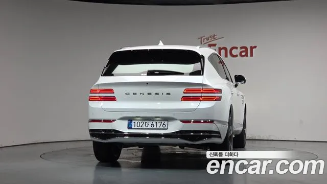 Genesis GV80 2.5T Бензин AWD — Фото автомобиля 4