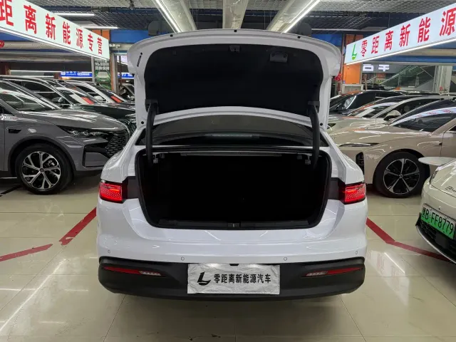 BYD Seal 05 DM-i — Фото автомобиля 15