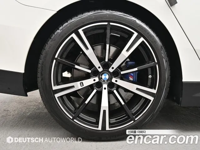 BMW 5-Series 5 серия (G60) 530i xDrive M Sport — Фото автомобиля 5