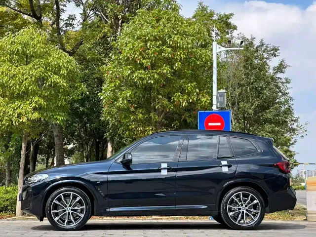 BMW X3 — Фото автомобиля 10