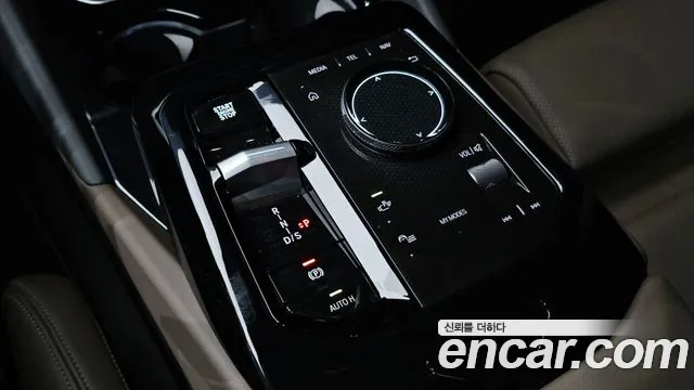 BMW 5 Series G60 — Фото автомобиля 12