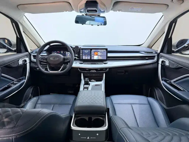 Geely Jiaji — Фото автомобиля 7