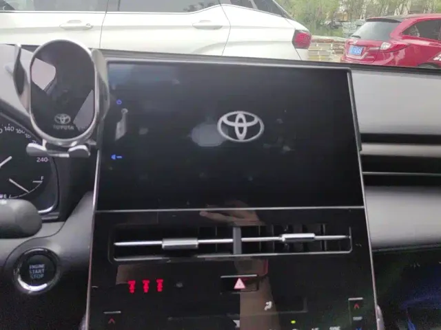 Toyota Avalon 2023 2.5L Luxury Edition — Фото автомобиля 13