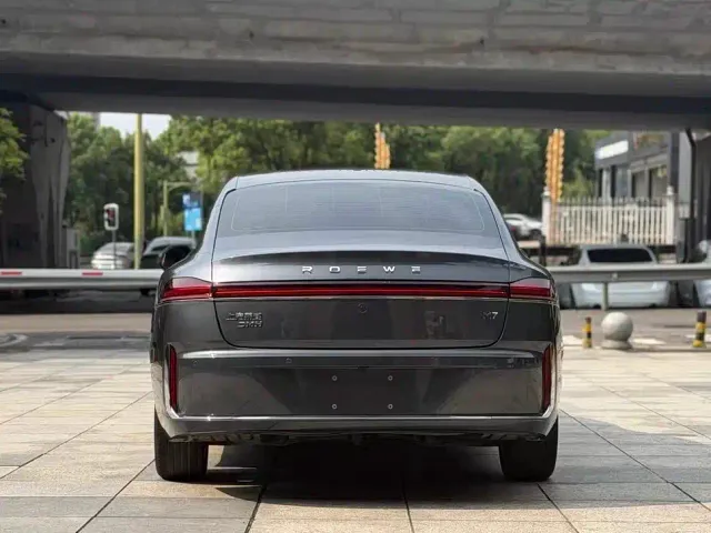 Roewe M7 DMH — Фото автомобиля 8