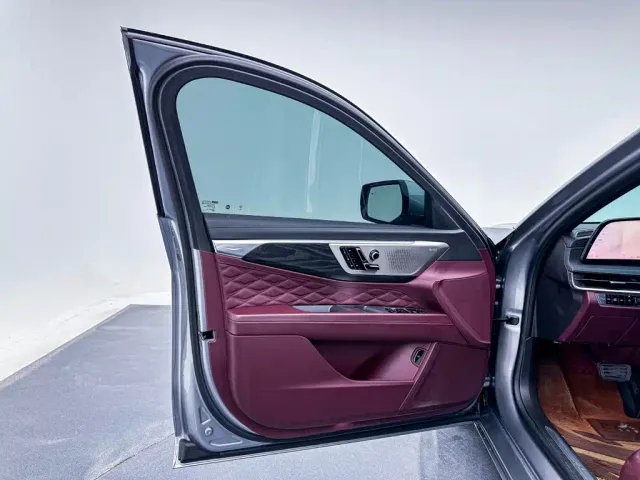 Cadillac CT6 — Фото автомобиля 11