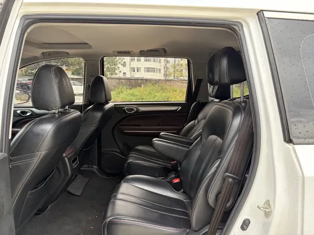 GAC Trumpchi M6 — Фото автомобиля 5