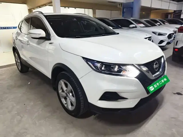 Nissan Qashqai — Фото автомобиля 3