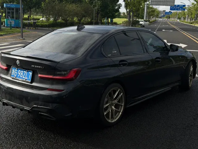 BMW 3 Series — Фото автомобиля 13