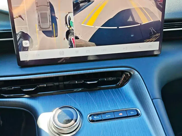 Geely Galaxy E5 — Фото автомобиля 16