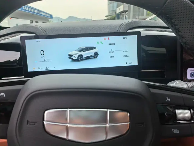 Geely Boyue — Фото автомобиля 4