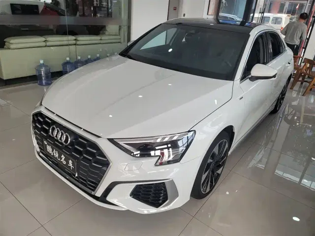 Фотография автомобиля — Audi A3