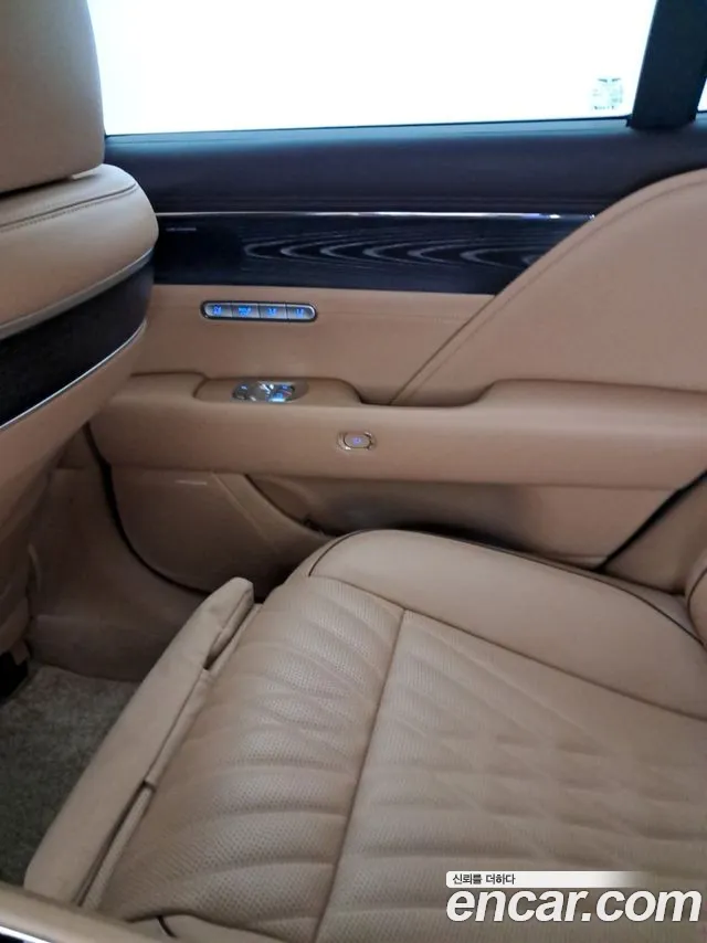 Genesis G90 RS4 — Фото автомобиля 7