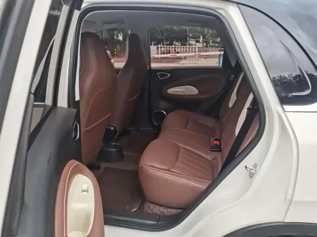 Wuling Bingo — Фото автомобиля 6