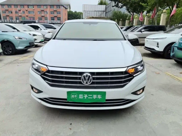 Volkswagen Sagitar — Фото автомобиля 2