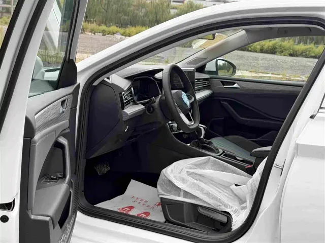 Volkswagen Sagitar — Фото автомобиля 7