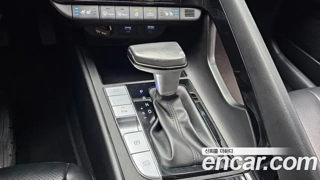 Hyundai AVANTE Avante (CN7) — Фото автомобиля 9