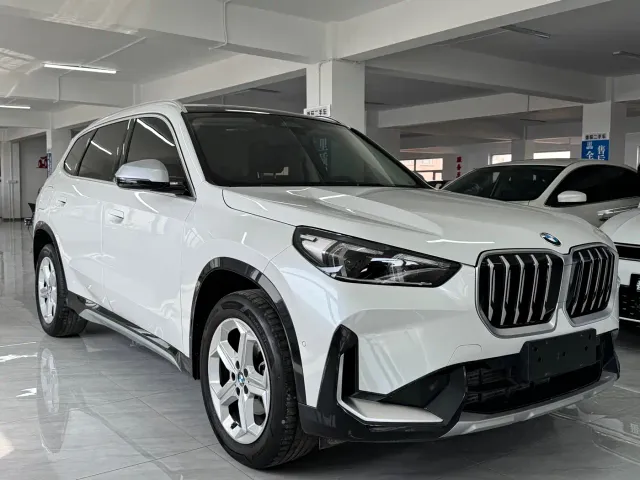 BMW X1 — Фото автомобиля 3