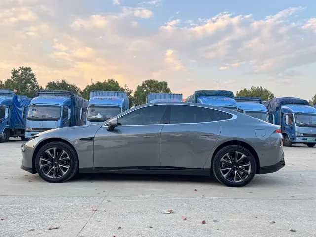 Xpeng P7 — Фото автомобиля 6